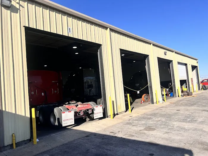 FleetBarn (Truck Trailer Repair) 9