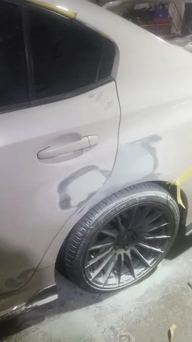 sunset auto body and collision 0