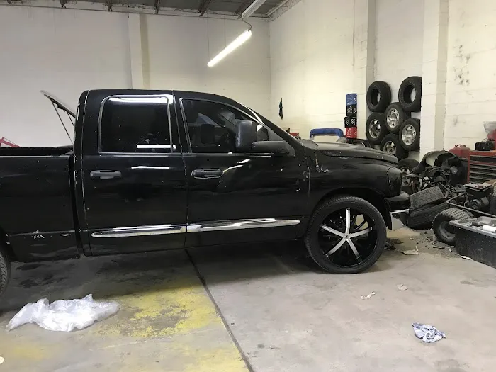 Waynes Automotive Finishes 4