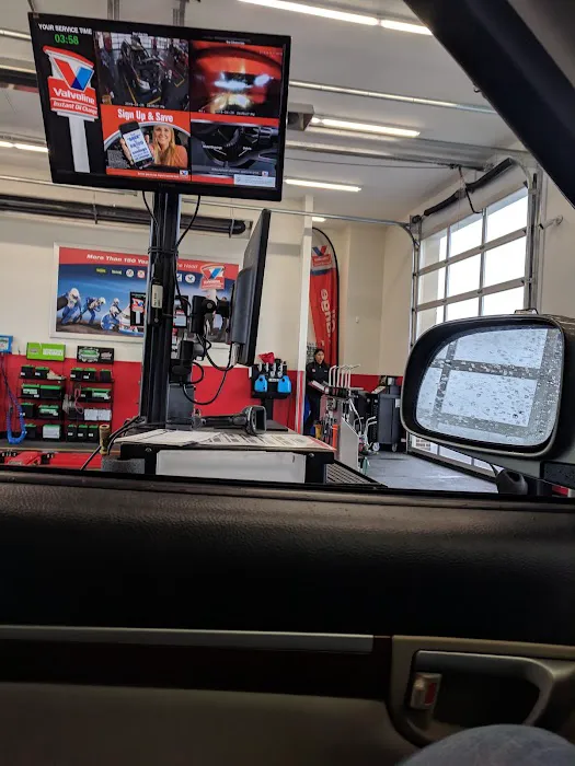 Valvoline Instant Oil Change 3