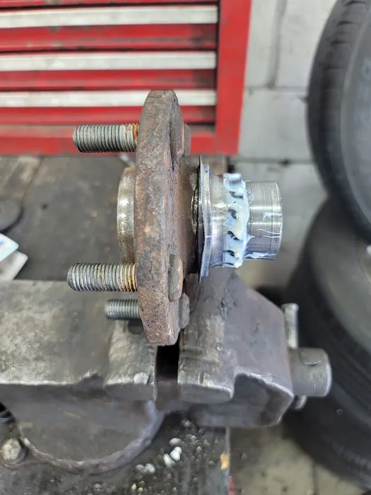 Gina's Tire Service 3