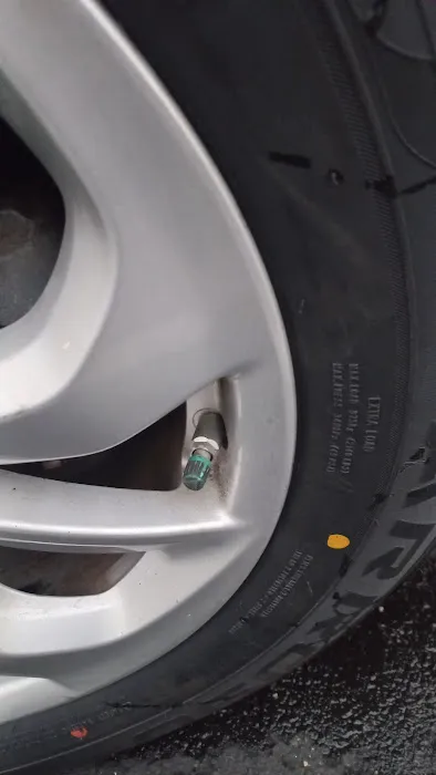 Gina's Tire Service 6