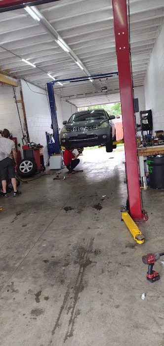 Gina's Tire Service 5