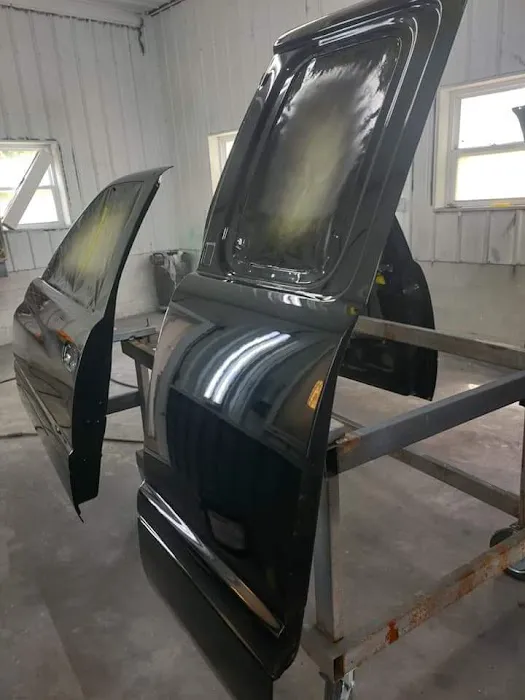 Collins' Customz LLC 4