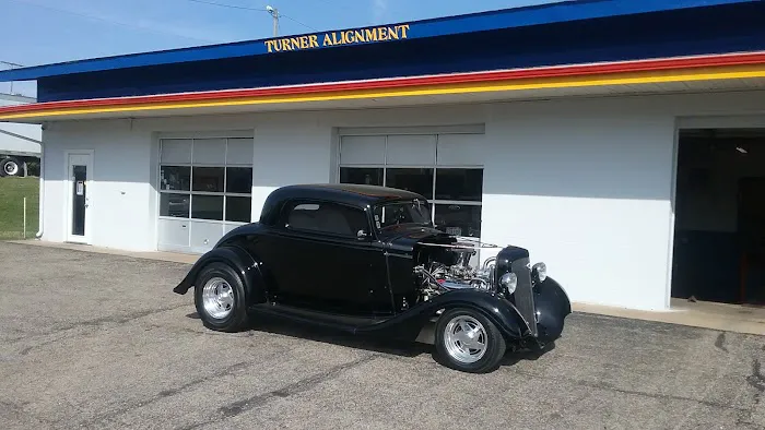 Turner's Wheel & Alignment Services 4