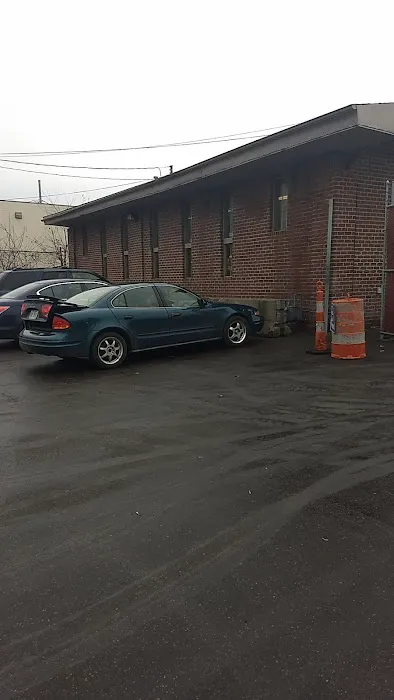 Universal Auto Parts & Salvage 5