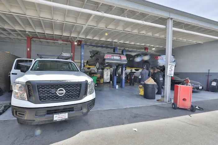 Nissan Service and Parts Center 3