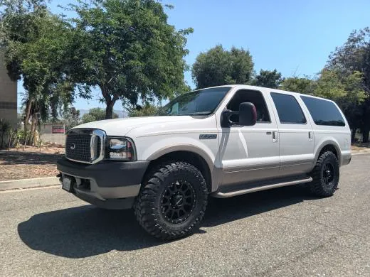 So fresh n so klean auto body LLC 4