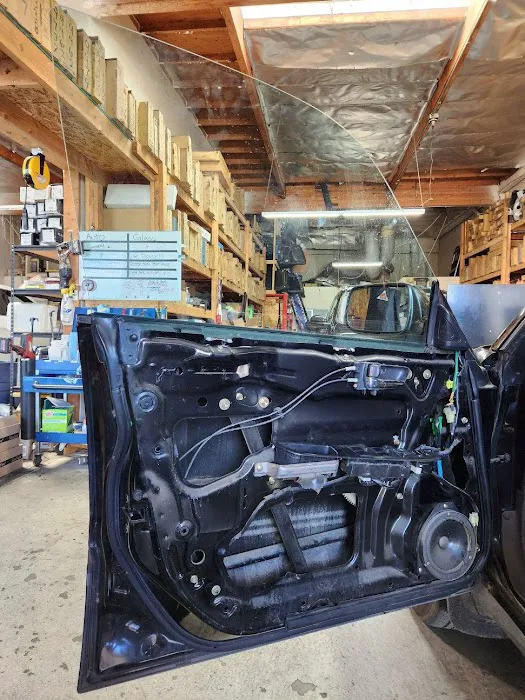 Power Window Repair Specialist 2