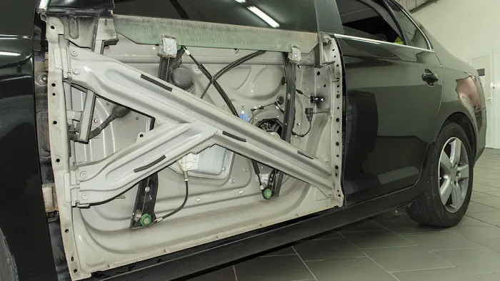 Power Window Repair Specialist 6