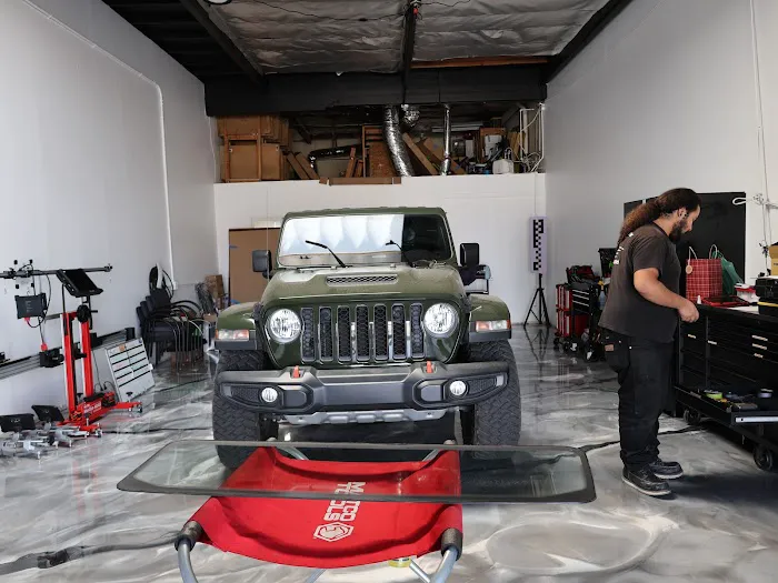 Direct Quality Auto Glass 9