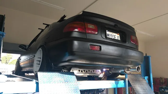 El Caballo Tire Shop & Auto Repair 6