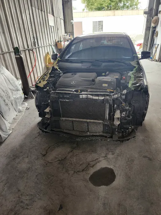 Sergio & sons Auto body 0
