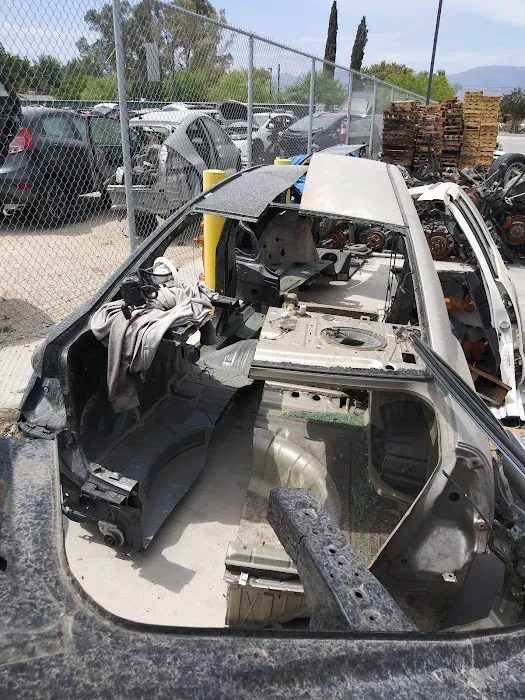 Apple Auto Dismantling, San Bernardino 4