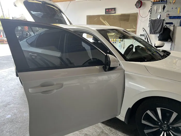 Yaquis Window Tinting 0
