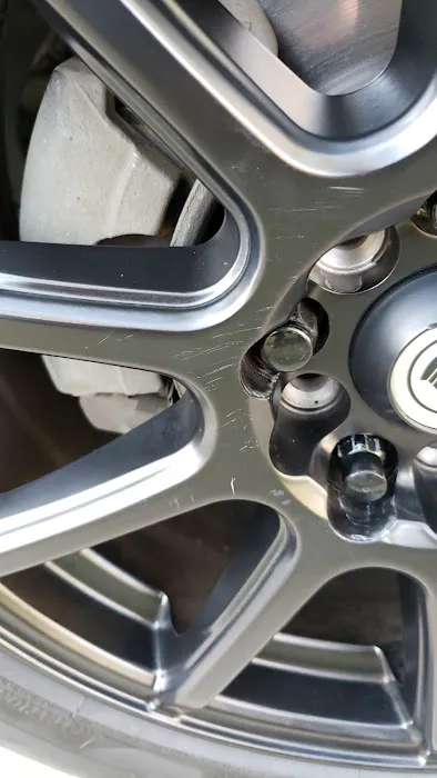 JC AUTOMOTIVE & TIRES 3