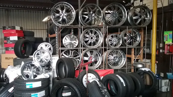 Gomez Tires & Wheels 2