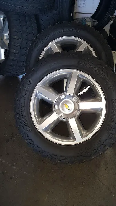 Gomez Tires & Wheels 4