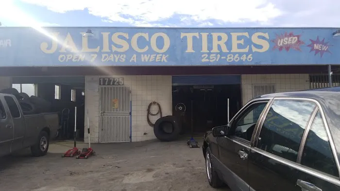 Jalisco Tires 4