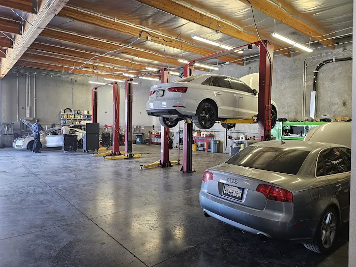 Top Notch Automotive LLC 2