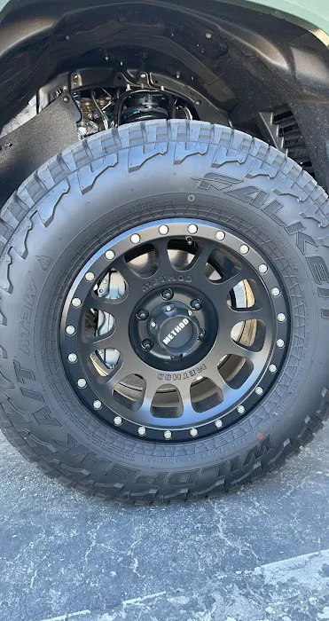 Cesar's Tire Shop 6