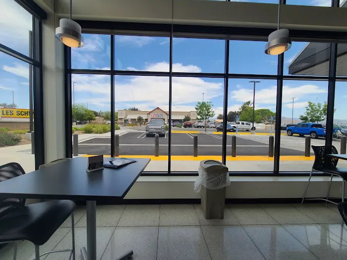 Les Schwab Tire Center 1