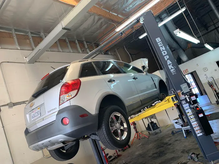 Twinz Auto Repair 0