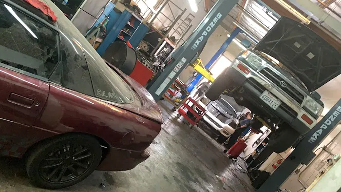 Twinz Auto Repair 8