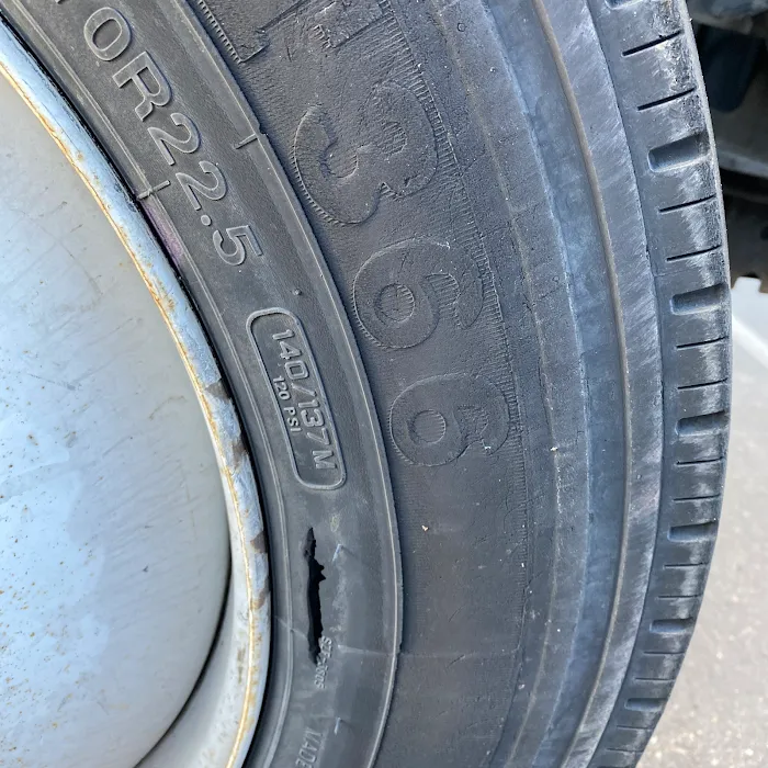 Richards Mobile Tire Service Murrieta /MOBILE REPAIR SERVICE ONLY) WE DONT SERVICE PASSENGER CARS 5