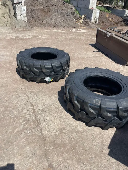 Richards Mobile Tire Service Murrieta /MOBILE REPAIR SERVICE ONLY) WE DONT SERVICE PASSENGER CARS 7