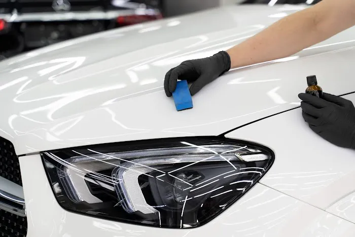 Reflections Auto Glass & Tinting 2