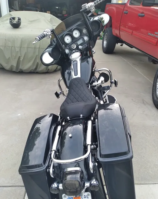 Arneys Motorcycle Garage 0