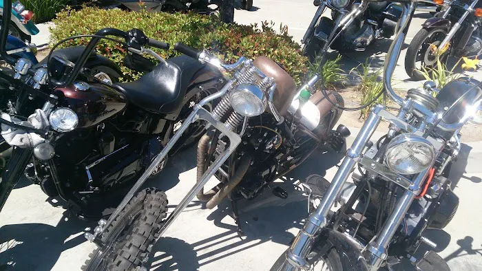Arneys Motorcycle Garage 6