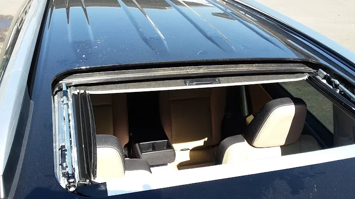 Brother's Auto Glass 4