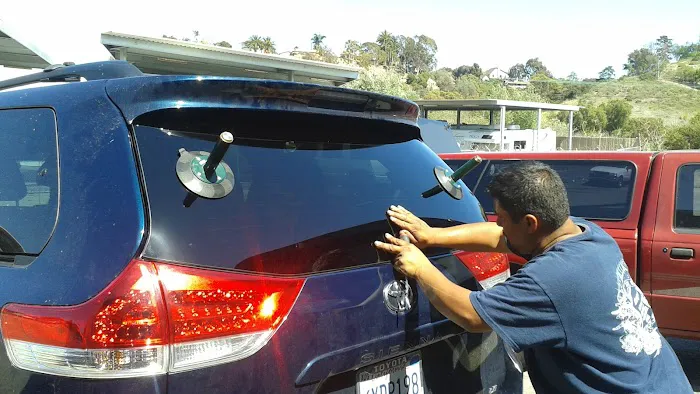 Brother's Auto Glass 6