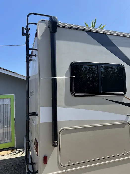 Holt Brothers Mobile RV 6
