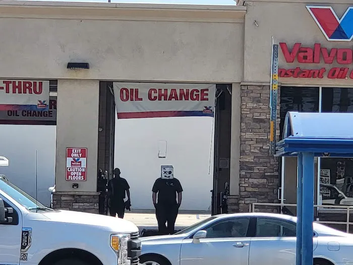 Valvoline Instant Oil Change 6