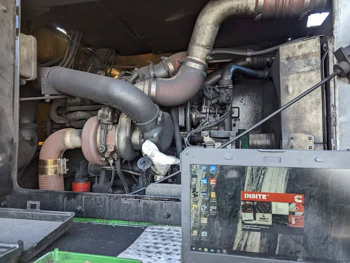 Ed's Heavy Mobile Repair LLC 3