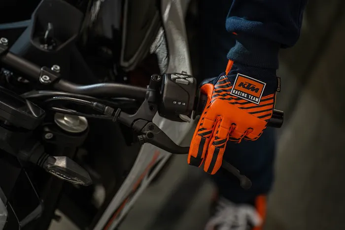 KTM Twins 3