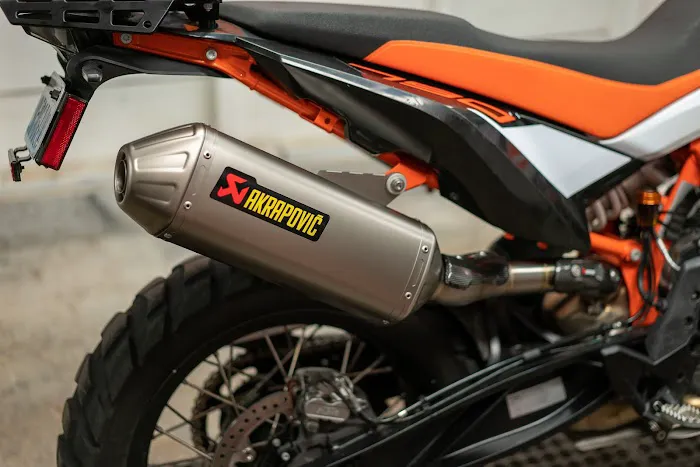 KTM Twins 9