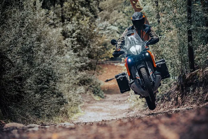 KTM Twins 6