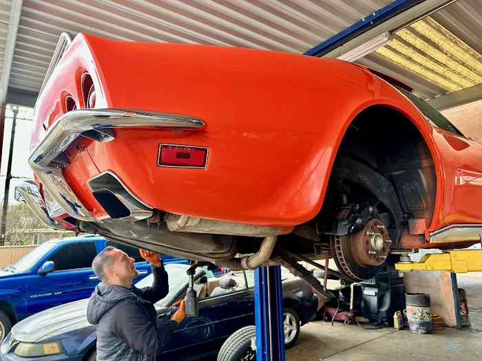 Dave's Garage 4