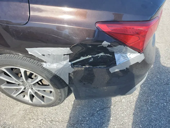 Luxury Auto Body 5