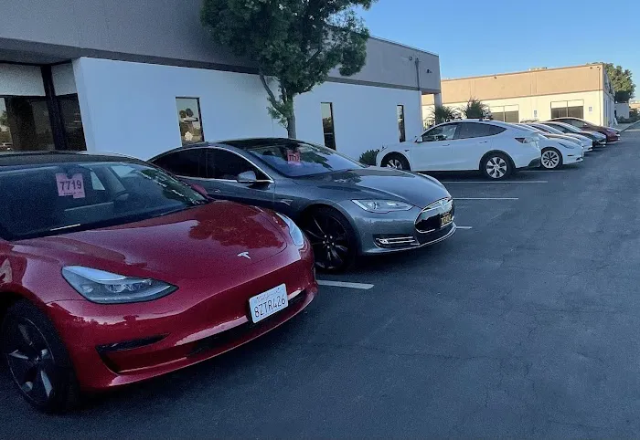 Tesla Service Center 8
