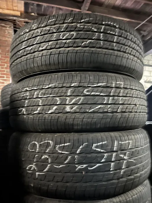 Castillo Used Tires 2