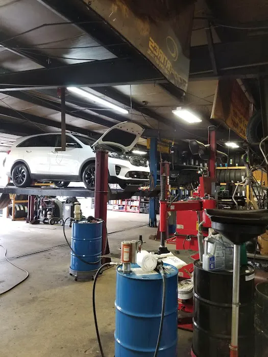 Ebenezer Tire and Lube 4