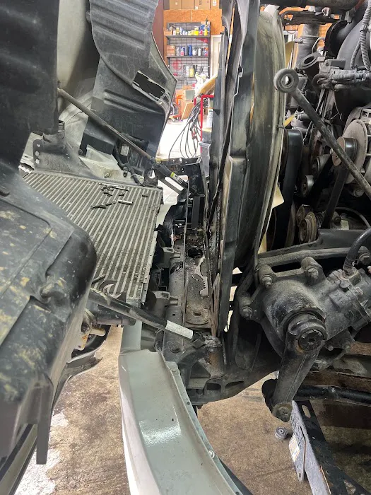 911 Automotive & Diesel Repairs 0