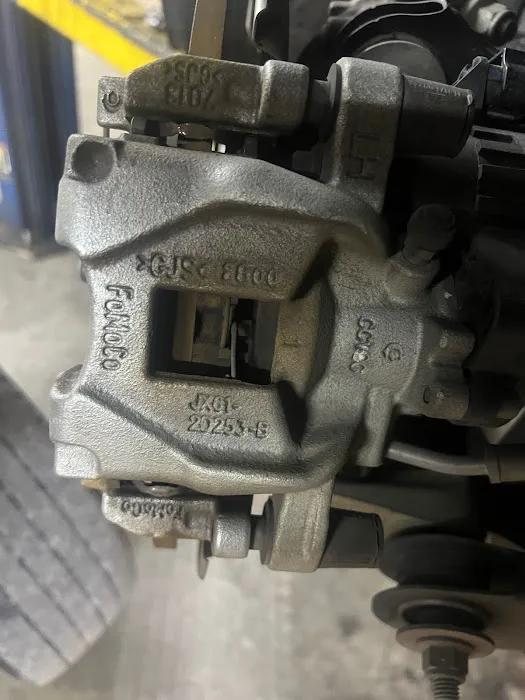 911 Automotive & Diesel Repairs 5