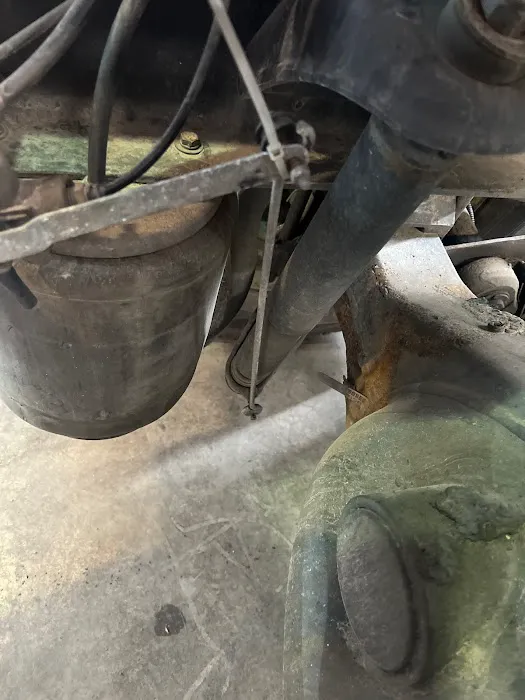 911 Automotive & Diesel Repairs 7
