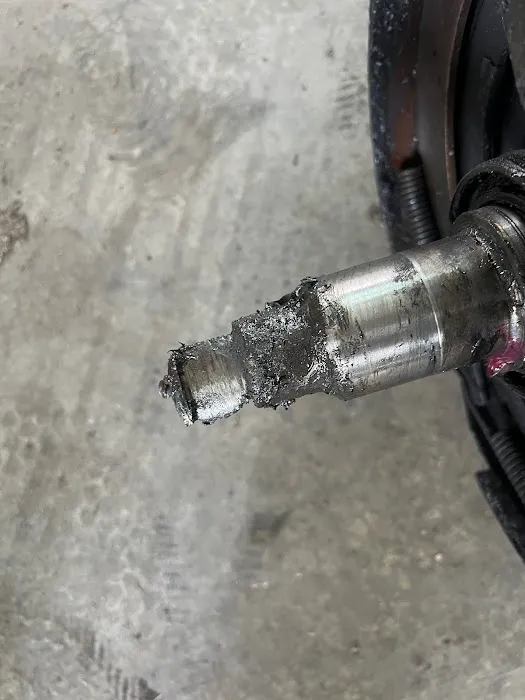 911 Automotive & Diesel Repairs 8